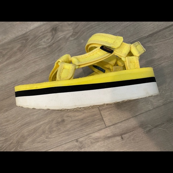 (SOLD) Teva Platform Sandals - Picture 3 of 3